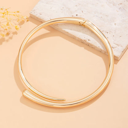 Aurelia Non-Tarnish Metal Curve Jewelry Set