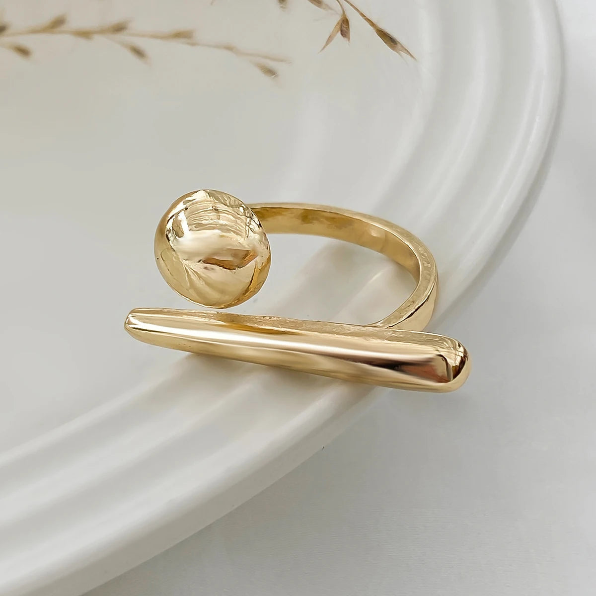 Celara Adjustable Sculptural Ring
