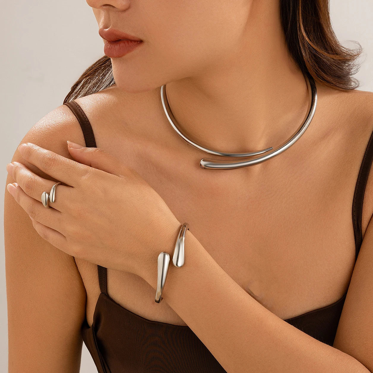Aurelia Non-Tarnish Metal Curve Jewelry Set