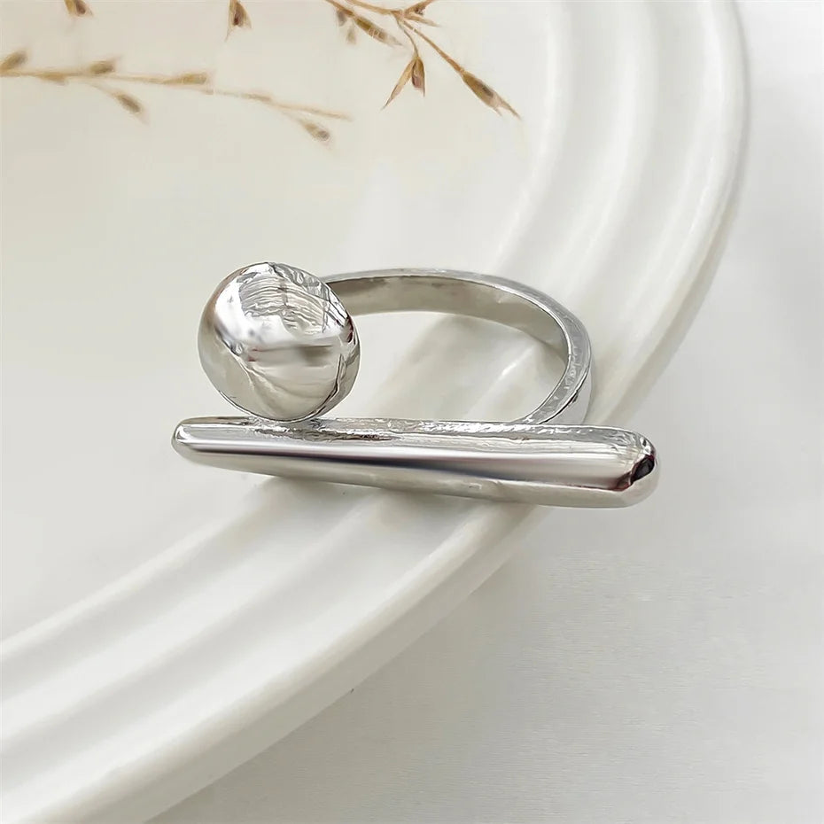 Celara Adjustable Sculptural Ring